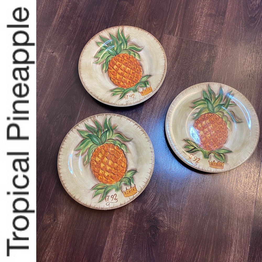 🍍Table Tops Unlimited Tropical Pineapple Hand Painted Edition Salad Plates